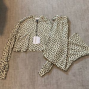 The cutest long sleeve and wide leg pants set from RiffRaff